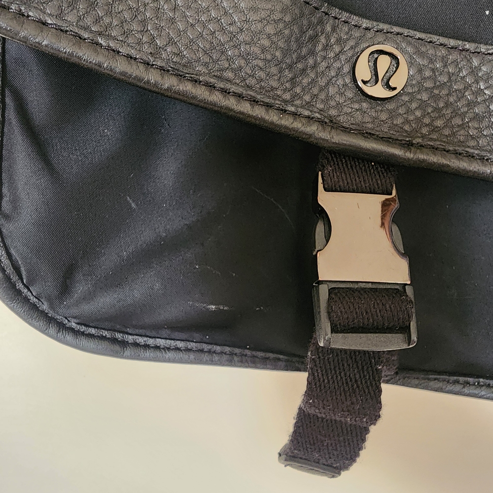 lululemon athletica Black Bag - Picture 3 of 10